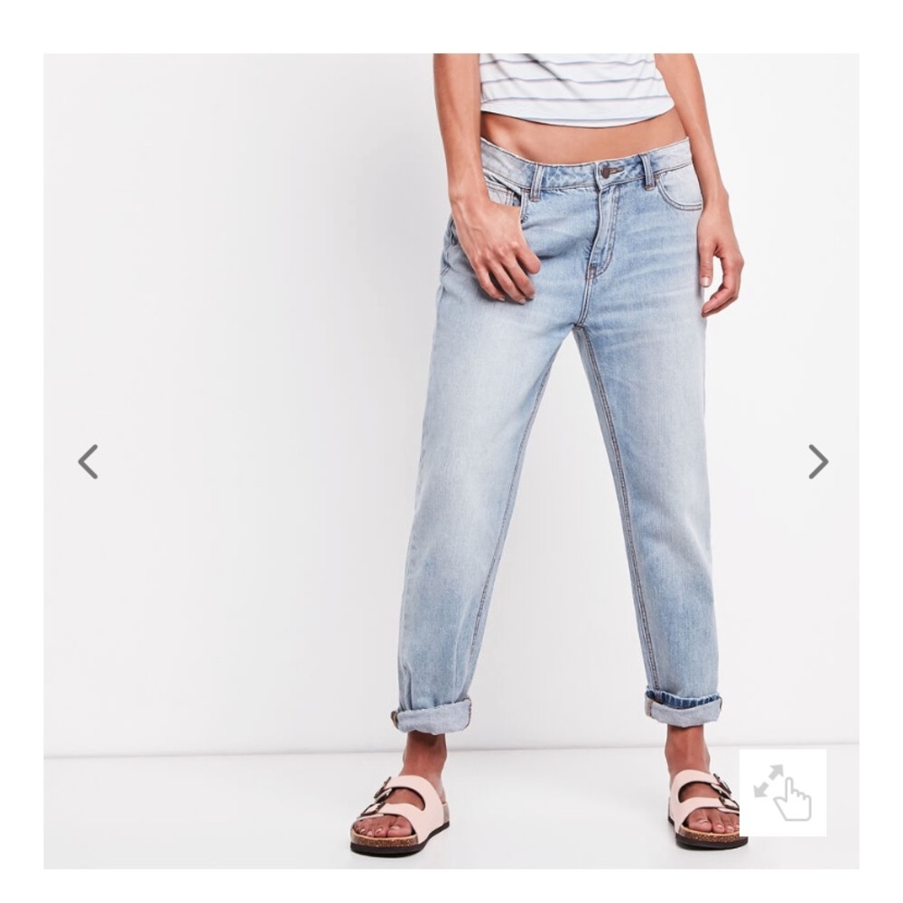Roots Aiden Boyfriend Jeans size 27